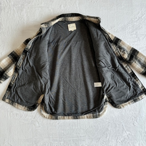 THREAD & SUPPLY Shirt Jacket Shacket S Black Tan Plaid Flannel Chore Pocket - Picture 4 of 15